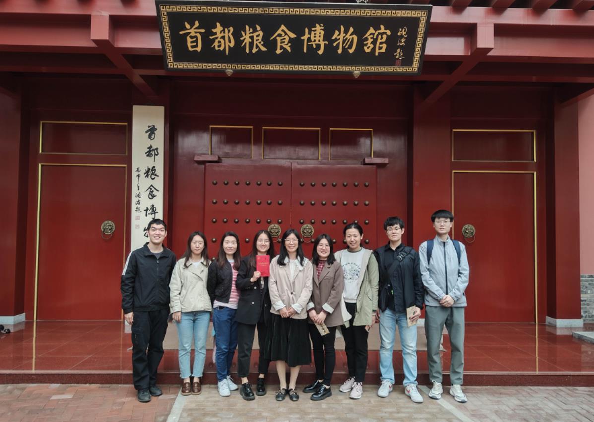 學(xué)習(xí)糧食安全重要論述  凝聚農(nóng)墾保供青年力量 ——農(nóng)墾中心團支部、第一青年理論學(xué)習(xí)小組舉辦慶祝五四青年節(jié)活動